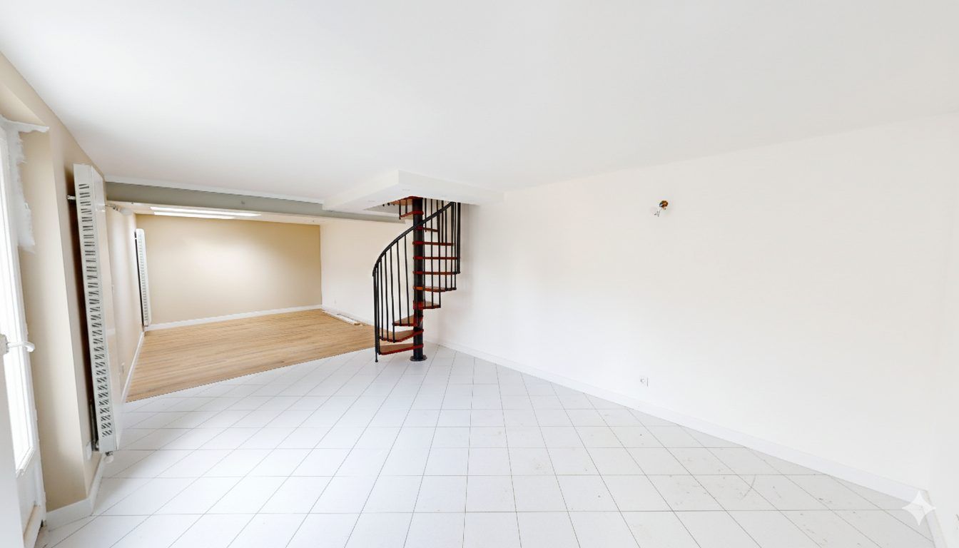 MAISON F4 - FORET DE MONTGEON