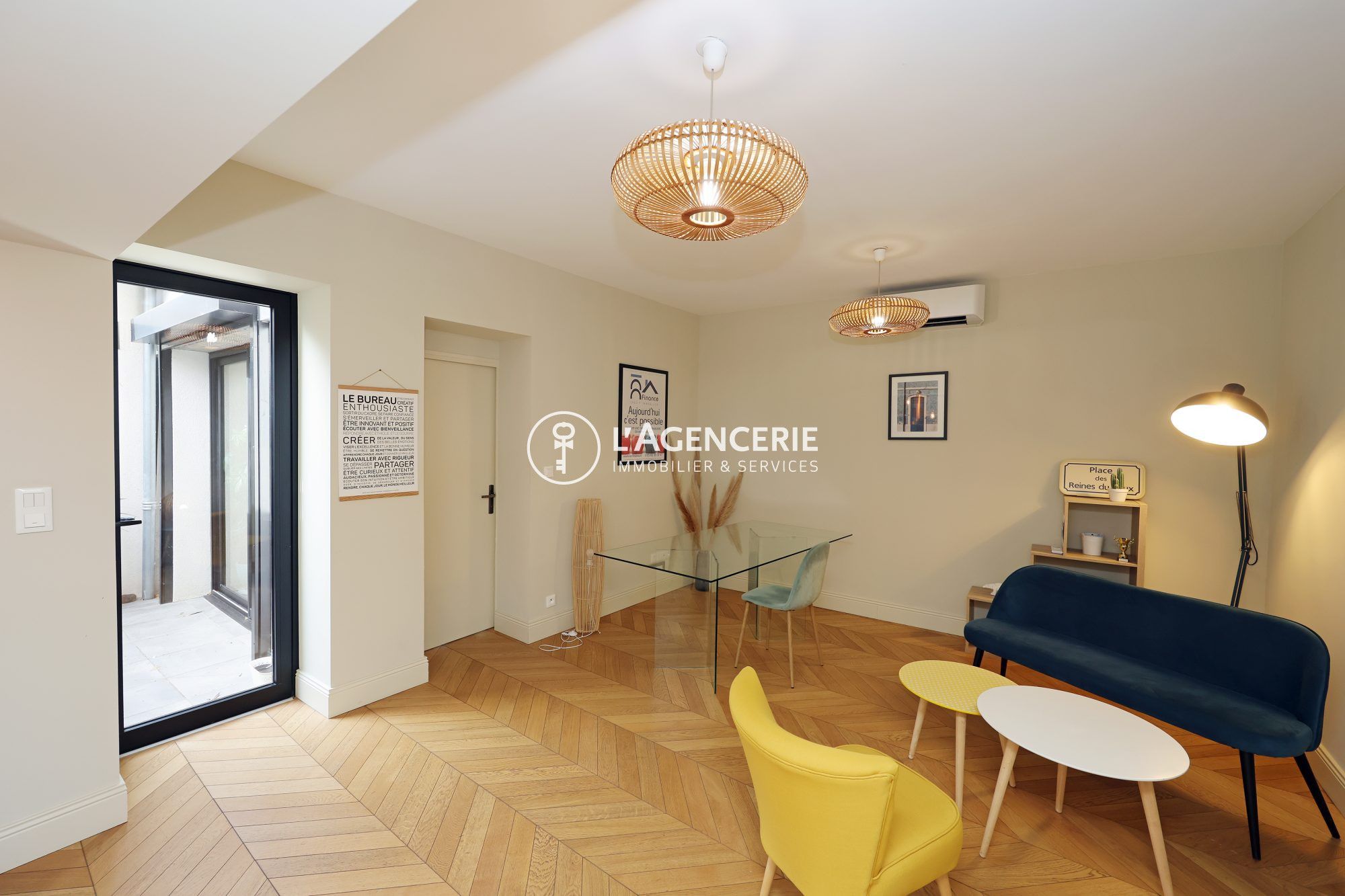 Bureau 67m² avec patio