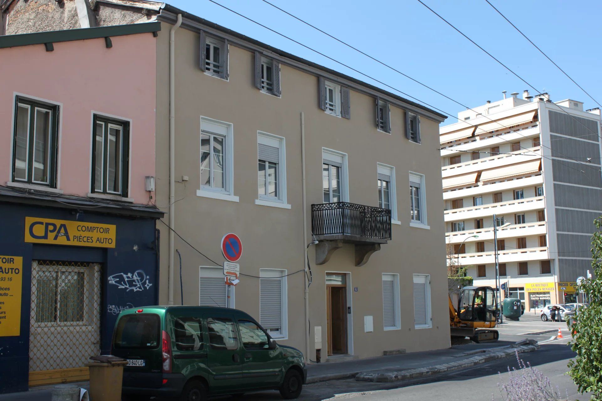 APPARTEMENT T3 _ PLACE GRANDCLEMENT