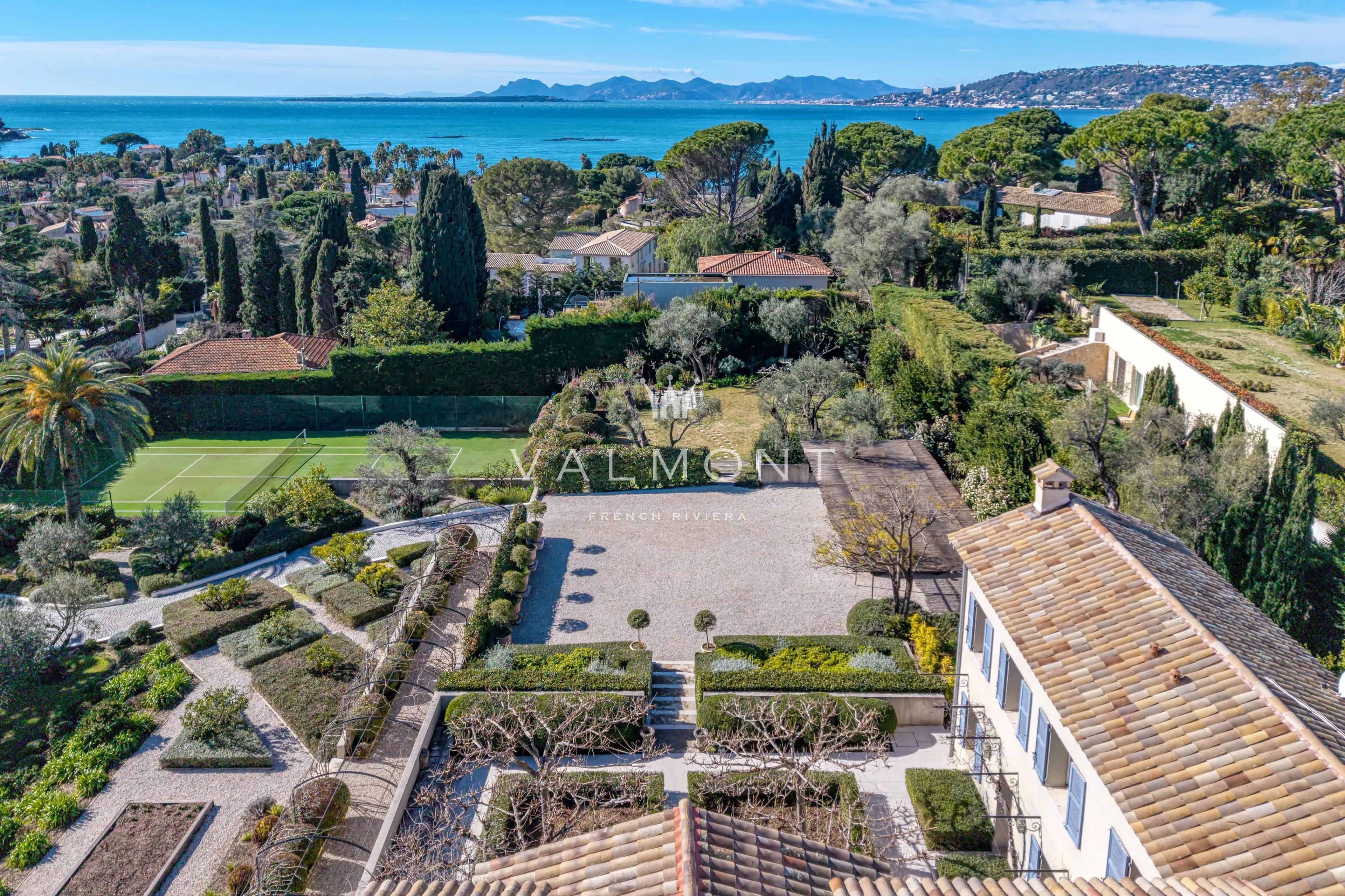 Un domaine provençal de 6 chambres au Cap d'Antibes