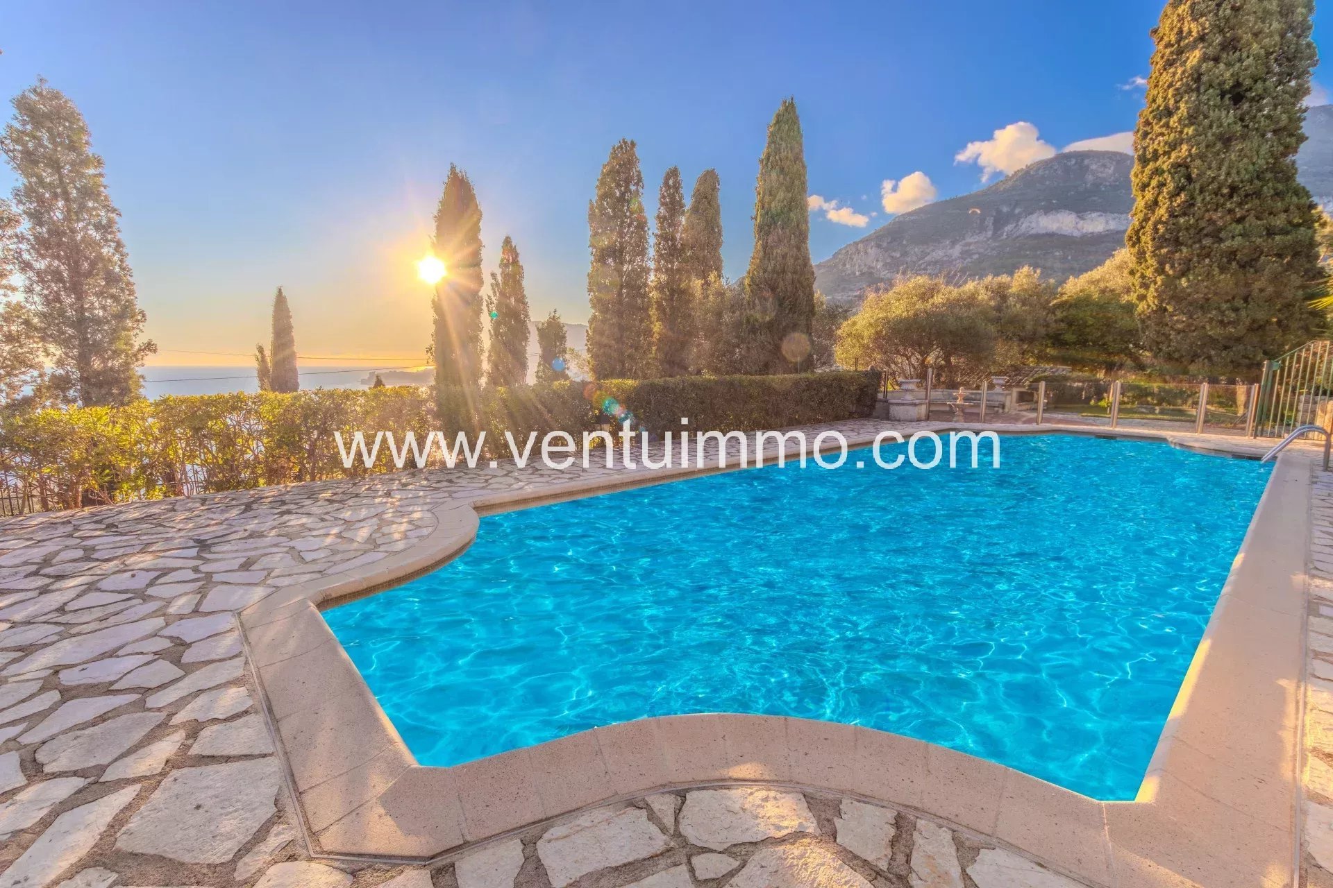 Superbe duplex avec vue panoramique sur la Méditerrannée - Photo 1