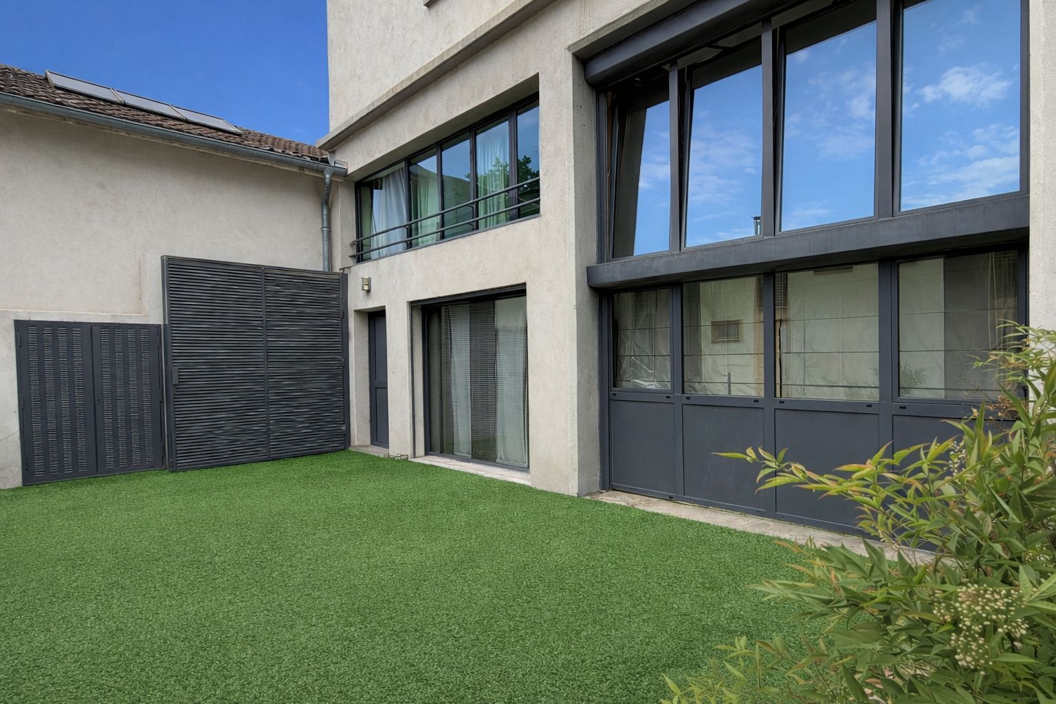 Duplex avec terrasse coeur Monplaisir