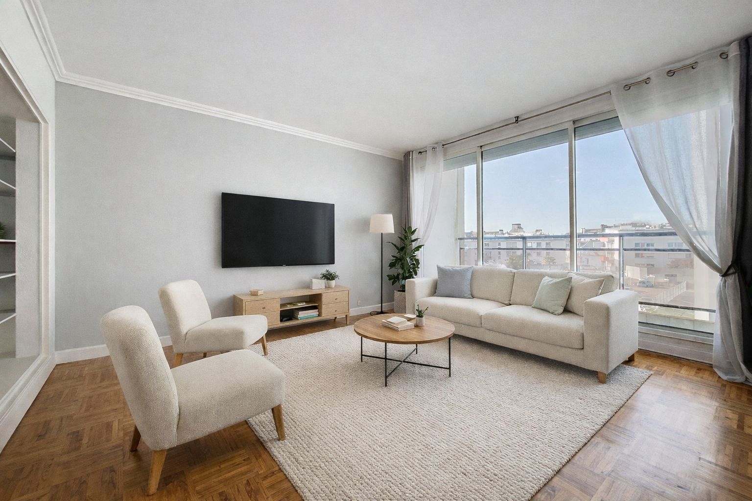 LORIENT - APPARTEMENT AVEC BALCON EN HYPERCENTRE