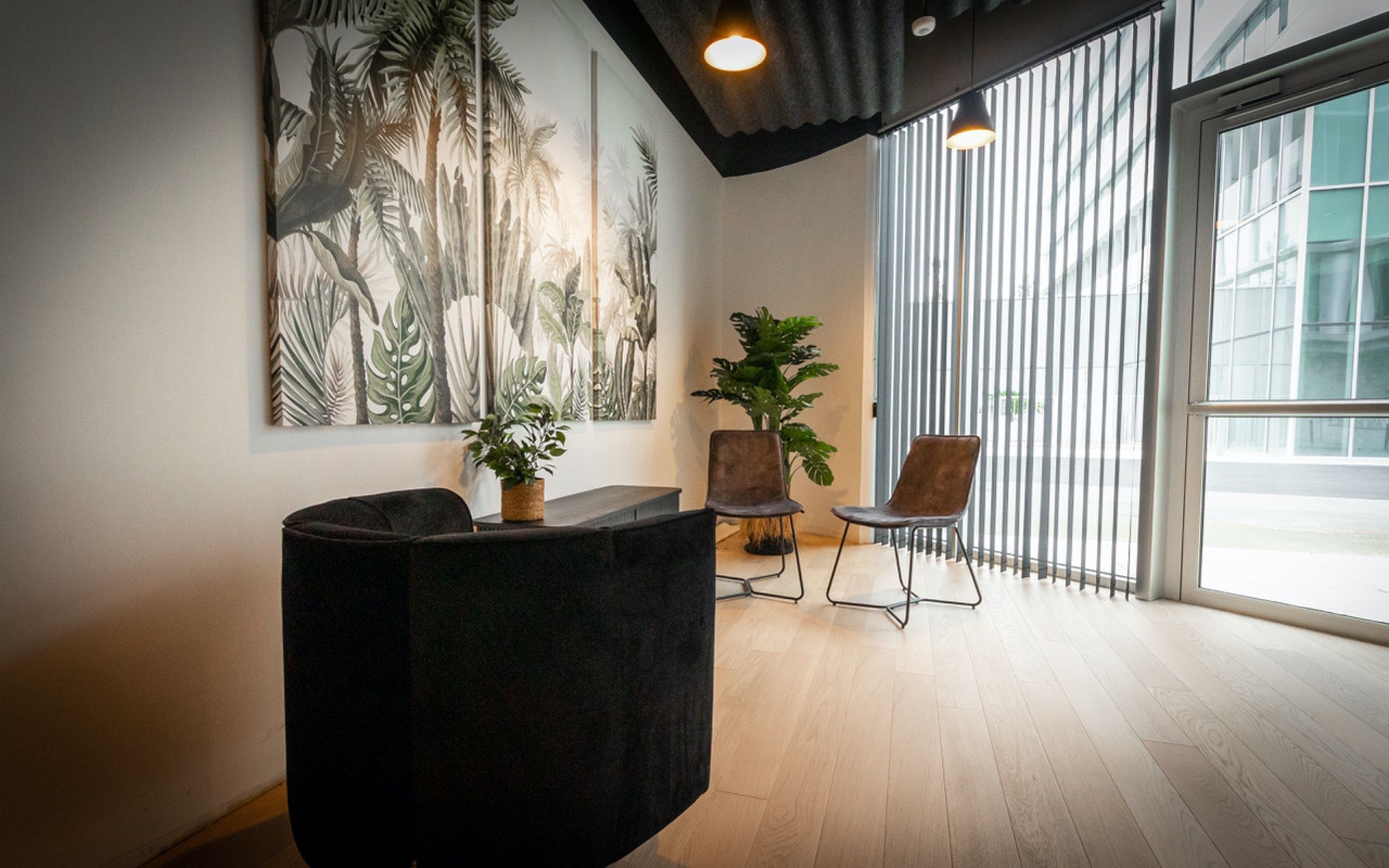 Bureaux design et cosy situés au Péristyle Lorient