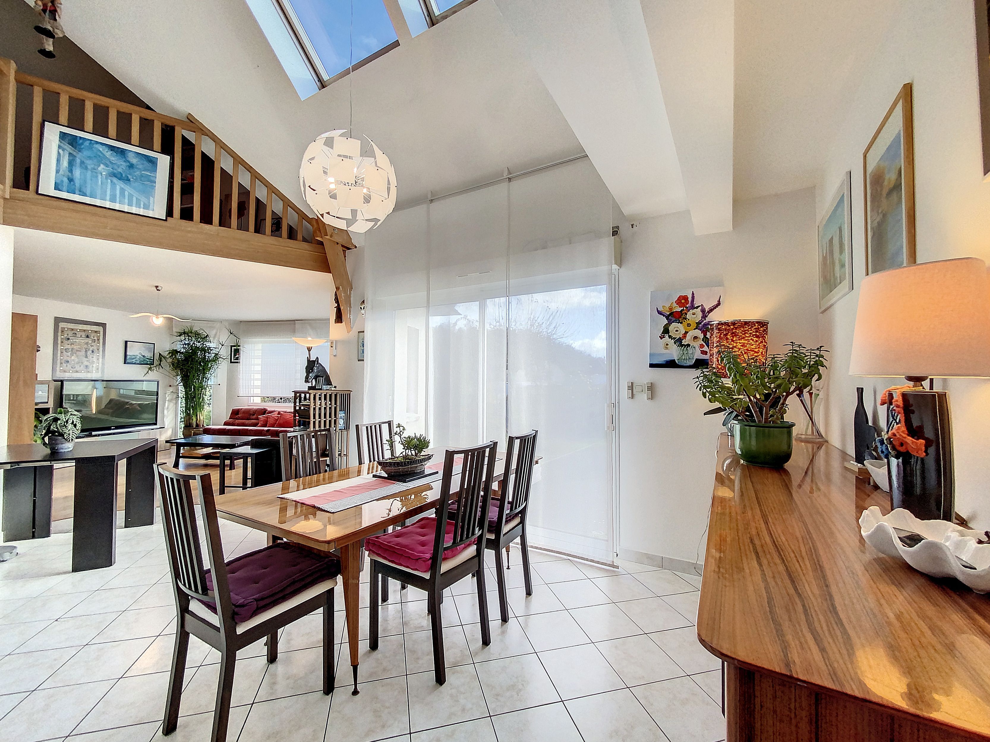 GUIDEL - FAMILIALE PROCHE CENTRE VILLE