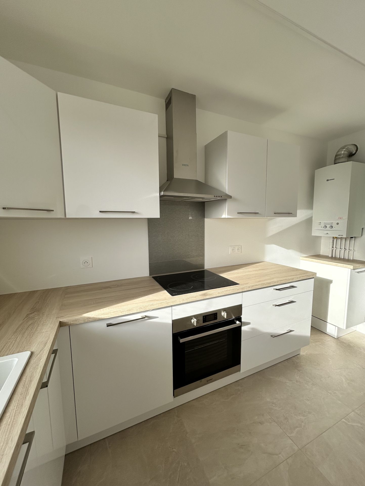 A LOUER à SENS - Appartement entièrement rénové