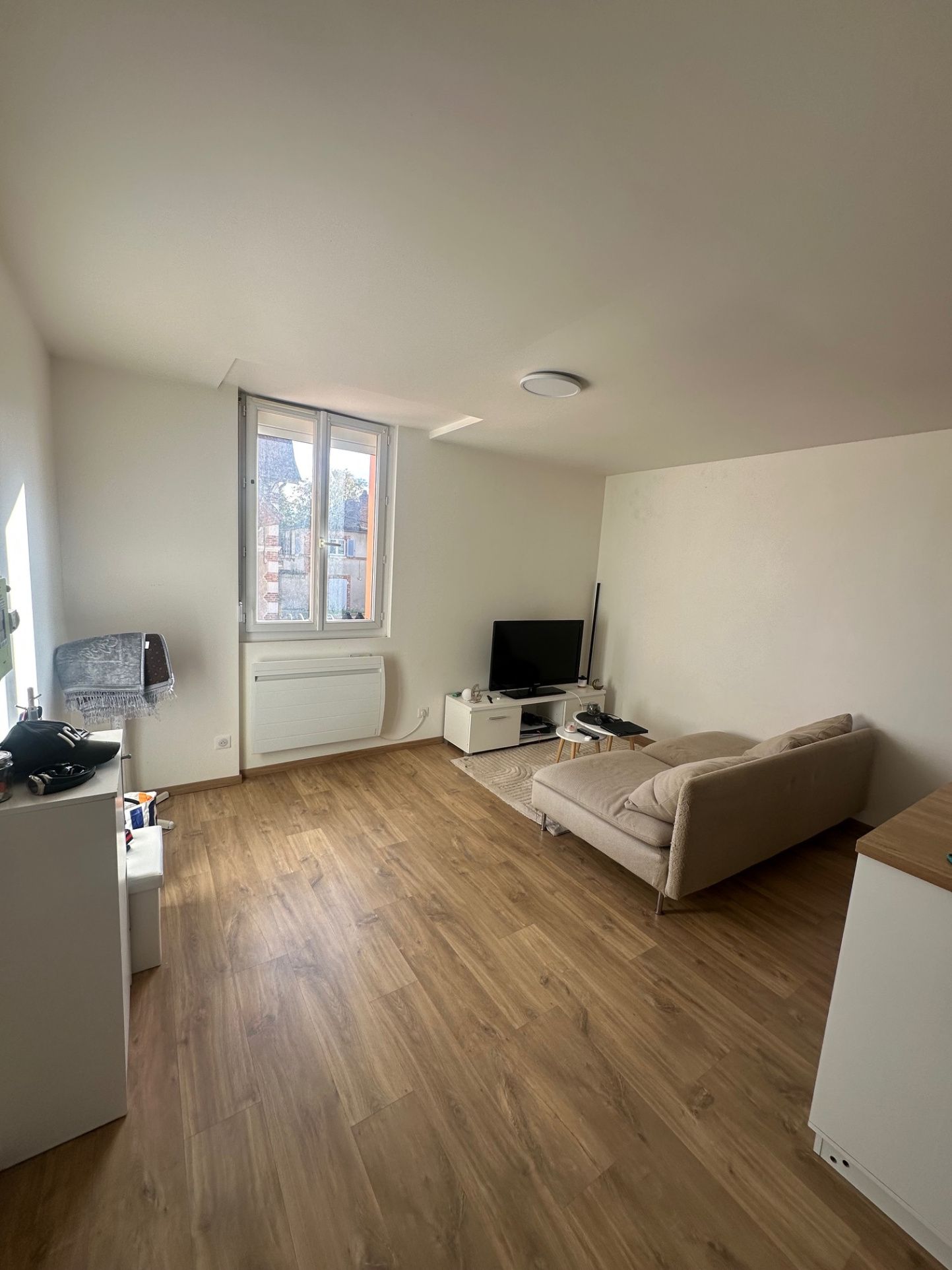 A LOUER à Sens - Appartement lumineux non meublé