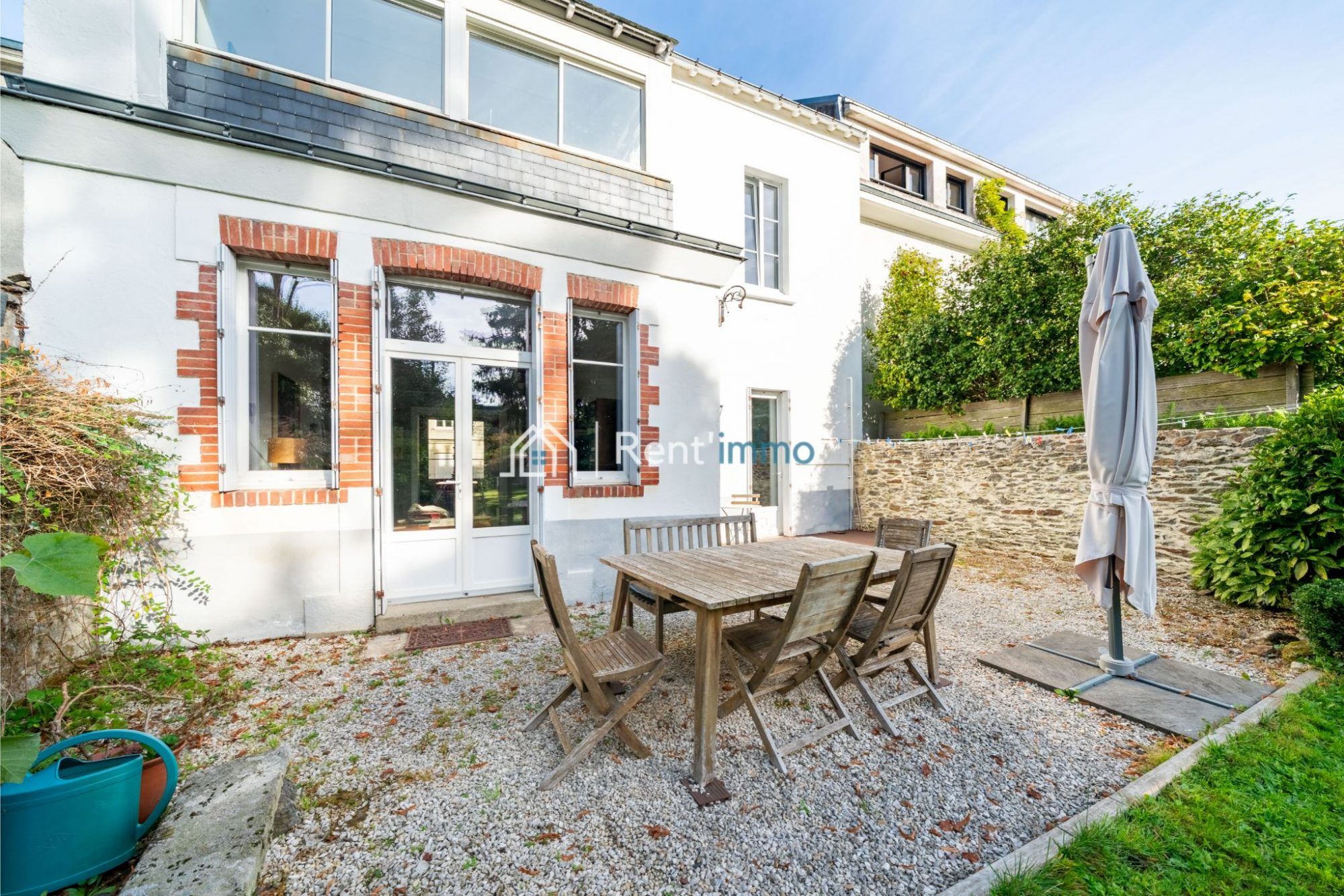 Maison familiale avec jardin, 5 chambres - Quartier prisé à 5 min de la place Viarme