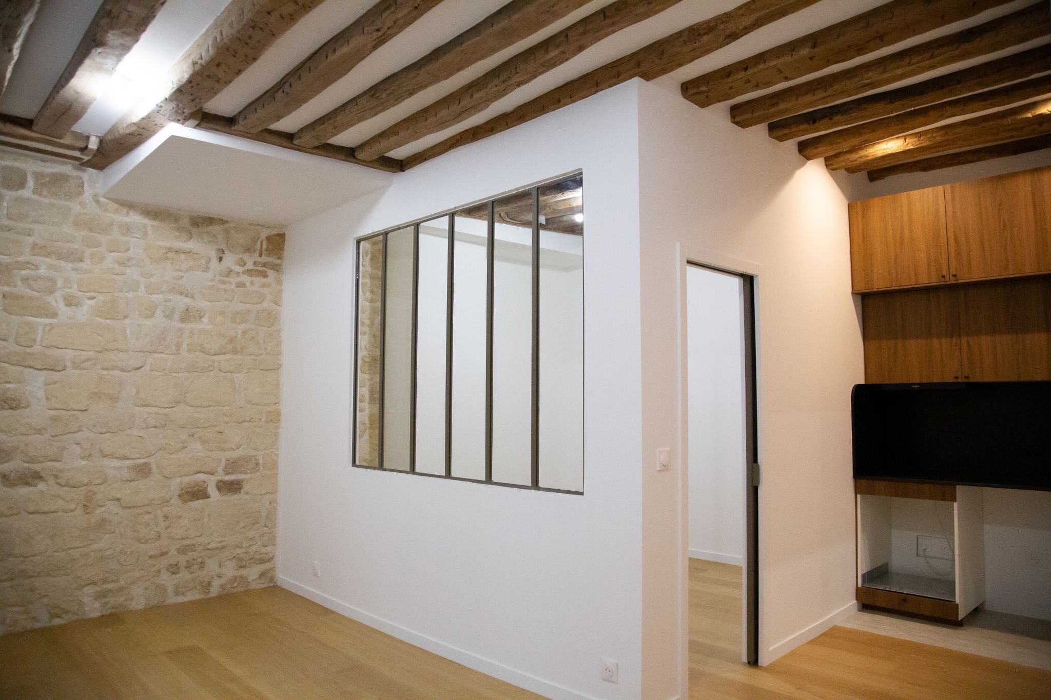 Appartement 2pièces-1 chambre / refait à neuf