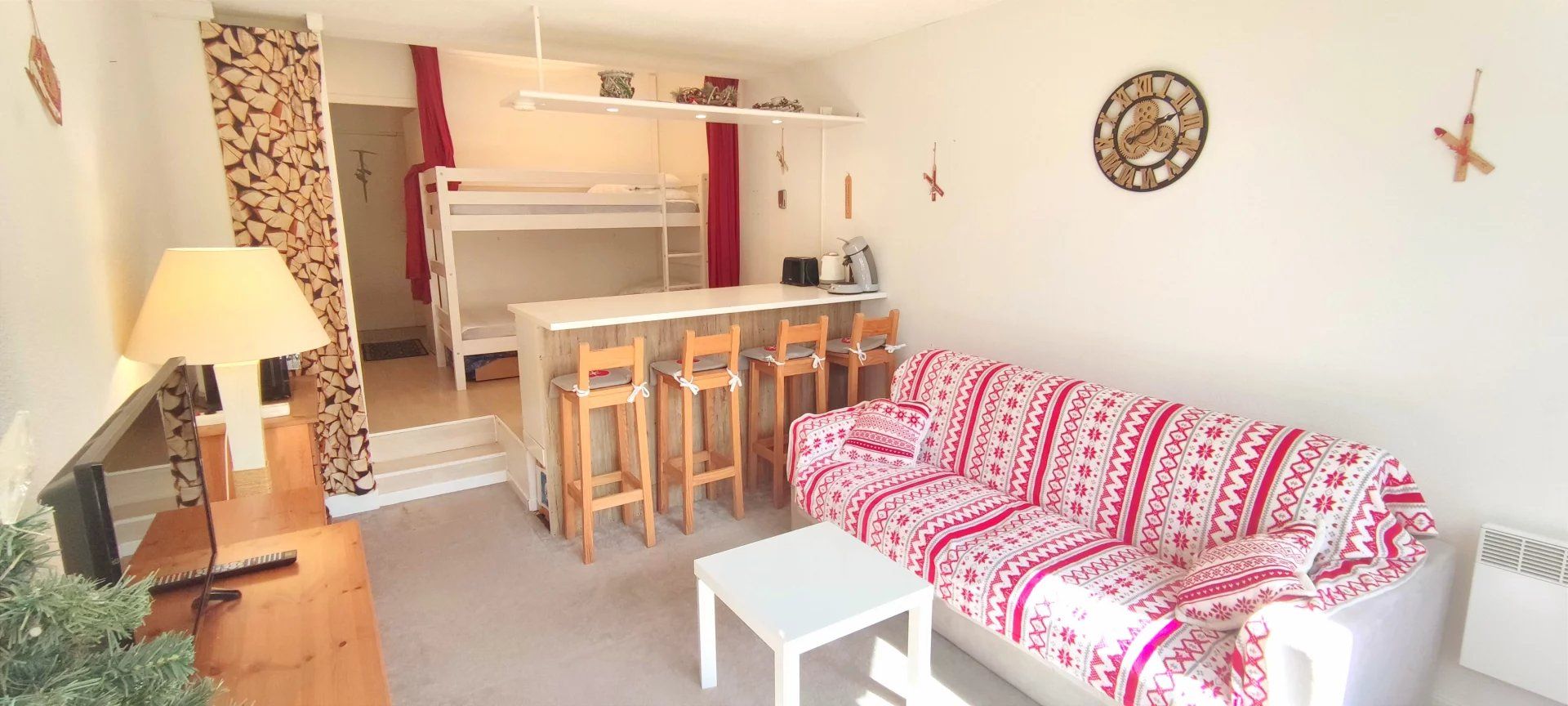 STUDIO COSY FACE AUX PISTES